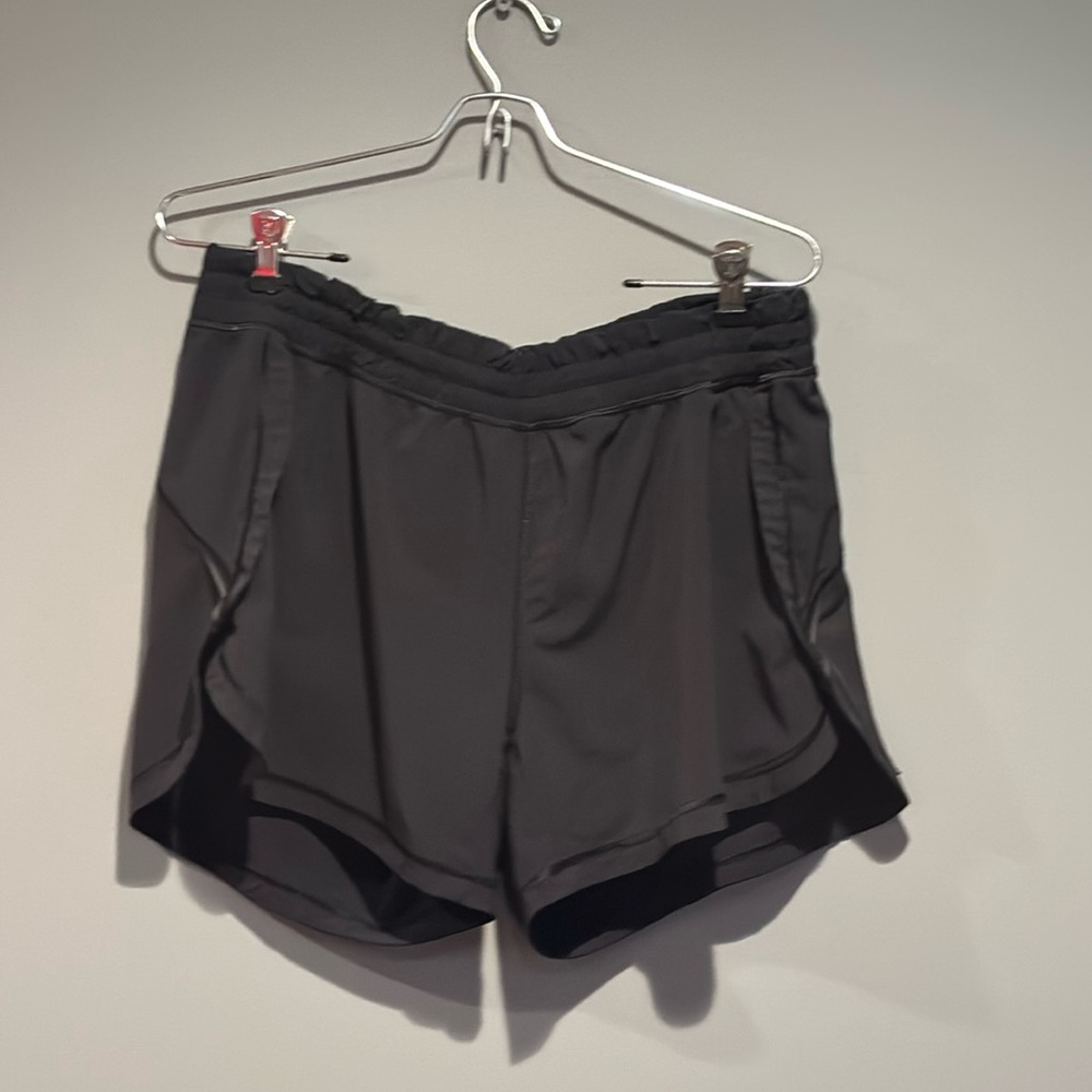 Athleta Racer Run Black Athletic Gym Shorts W/Liner Women's L Reflective
